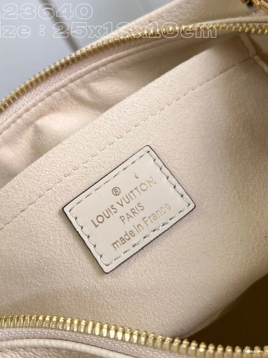 LOUIS East West ONTHEGO VUITTON 0708